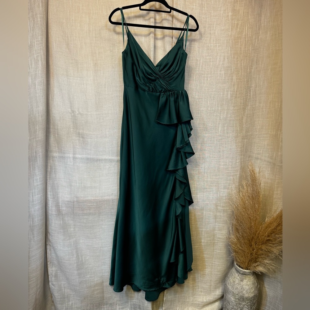 Mac Duggal Satin Ruffled Gown Maxi Dress in Green Size 6 - Picture 3 of 8